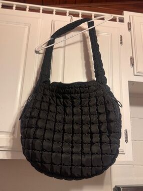 Urban Fit Urban Expressions black puffer hobo purse bag